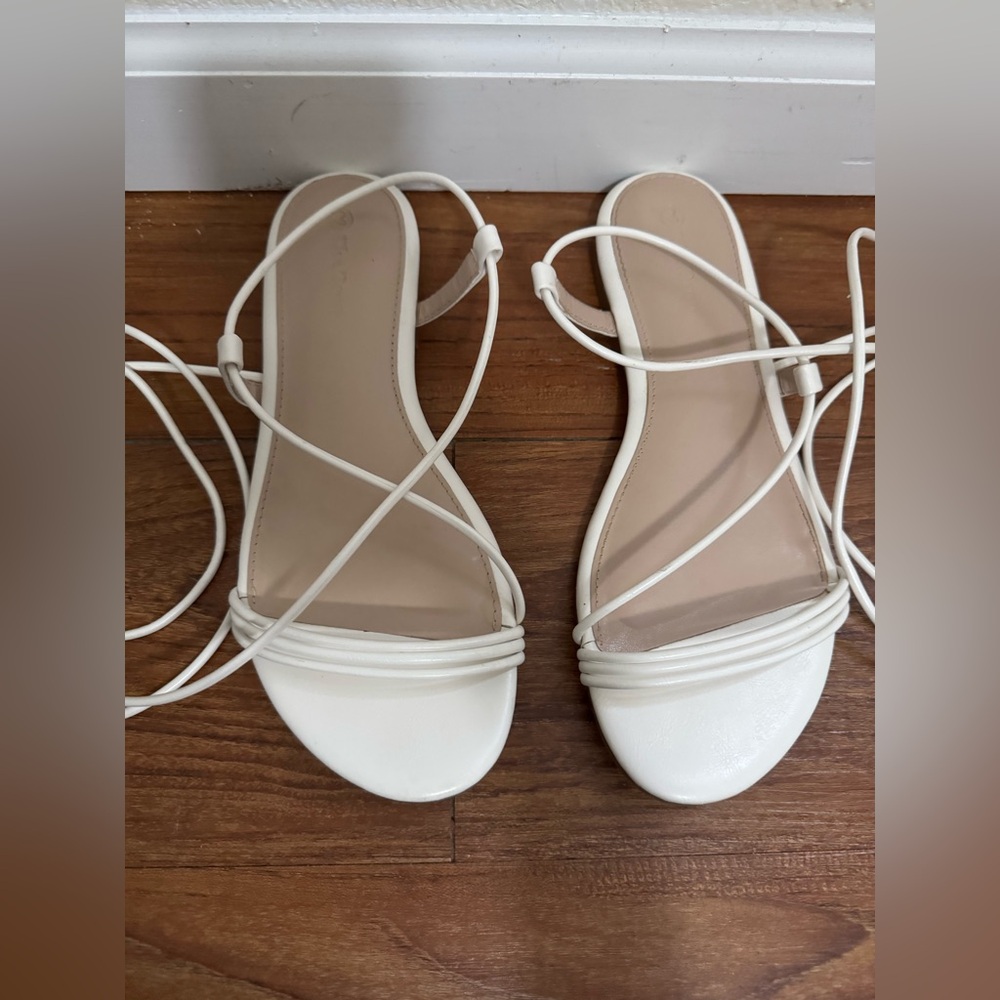 The Drop Women’s Samantha White Flat Strappy Lace-up Sandal